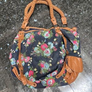 Anthropologie Amici Accessories shabby chic bag